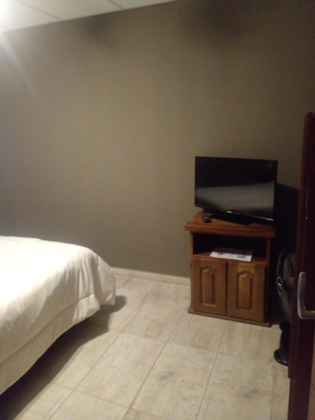 Apart Trelew 1 Buitenkant foto